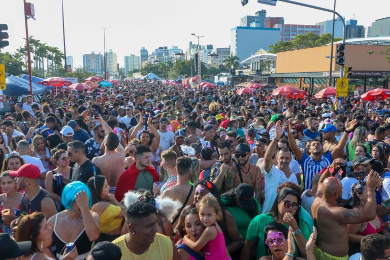 Carnaval: com economia aquecida, SC espera aumento no faturamento, em tornos dos R$ 510 milhões