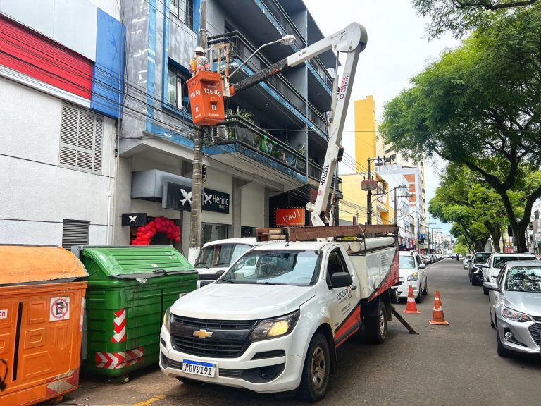 Com investimentos de quase R$ 1 milhão, Prefeitura de Chapecó amplia iluminação de LED