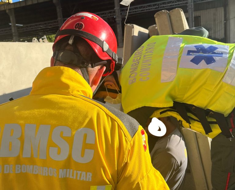 Trabalhador sofre queimaduras e fratura em acidente com bloco de concreto de 450 quilos