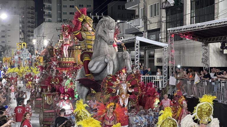 A Trajetória das Escolas de Samba de Joaçaba: Tradição e Paixão na Avenida
