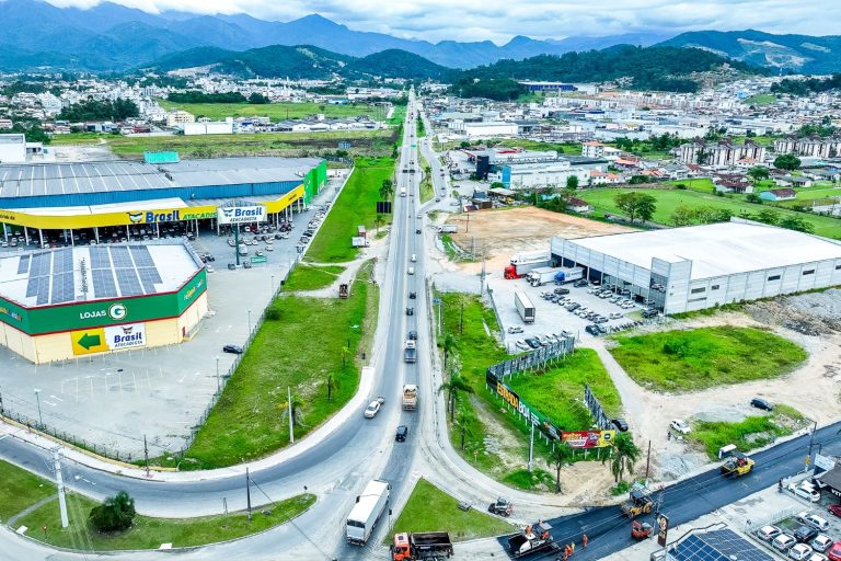 Jorginho Mello propõe ao Governo Federal que o Estado assuma a gestão da BR-282 em Santa Catarina