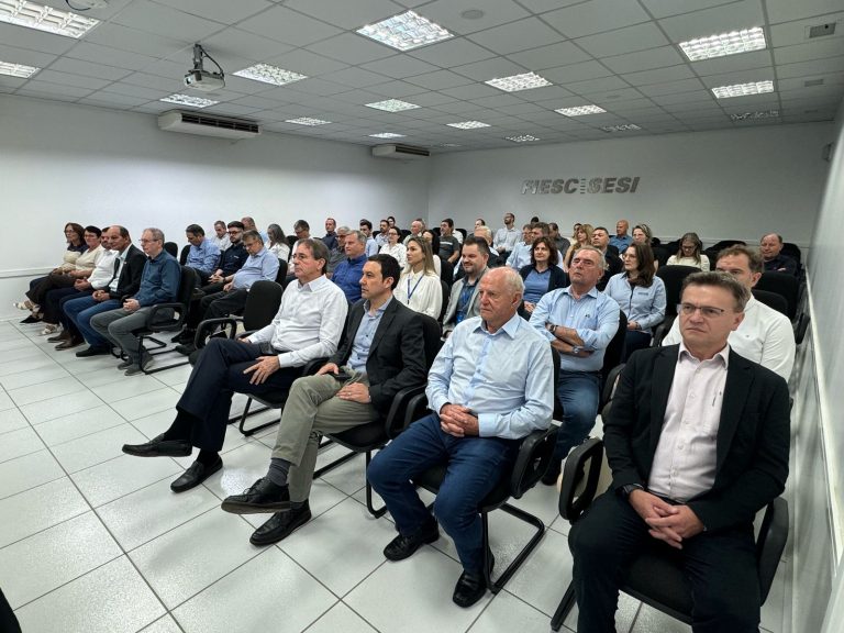 FIESC inaugura revitalização da Academia Sesi + Saúde em Joaçaba