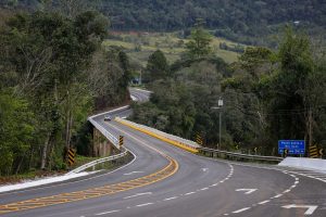 Estrada Boa: programa completa 18 meses com obras já inauguradas e outras 47 simultâneas em SC