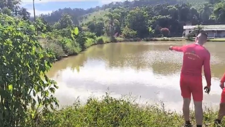 Menino de 2 anos morre após se afogar em lagoa em SC