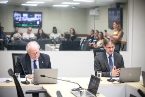 Proposta que dispõe sobre tratamento e internação de dependentes químicos avança na Alesc