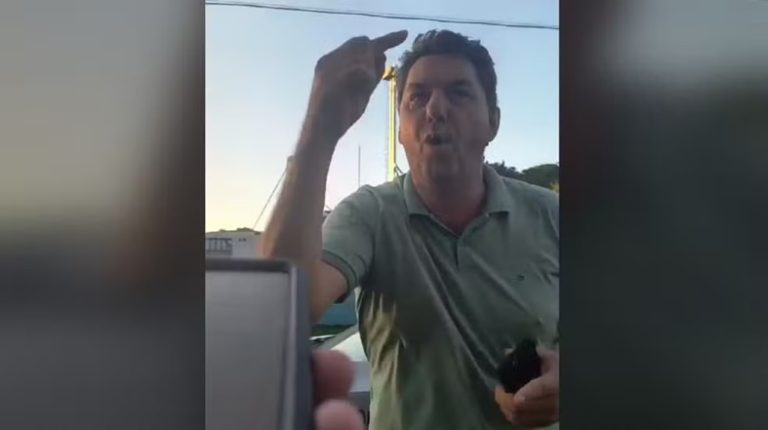 Prefeito ameaça PM em abordagem e diz que vai tirá-lo de cidade em SC