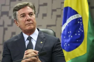 Moraes determina prisão de ex-presidente