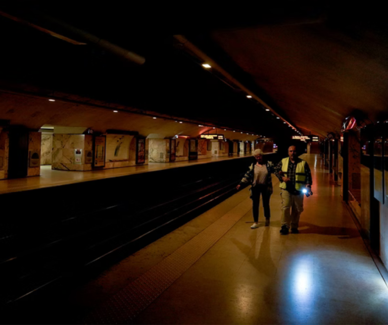 Apagão atinge países da Europa e afeta sistemas de transporte