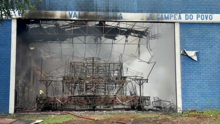 Vale Samba emite nota, lamenta o ocorrido e agradece o apoio recebido: “A Azul e Branco vai se reerguer”