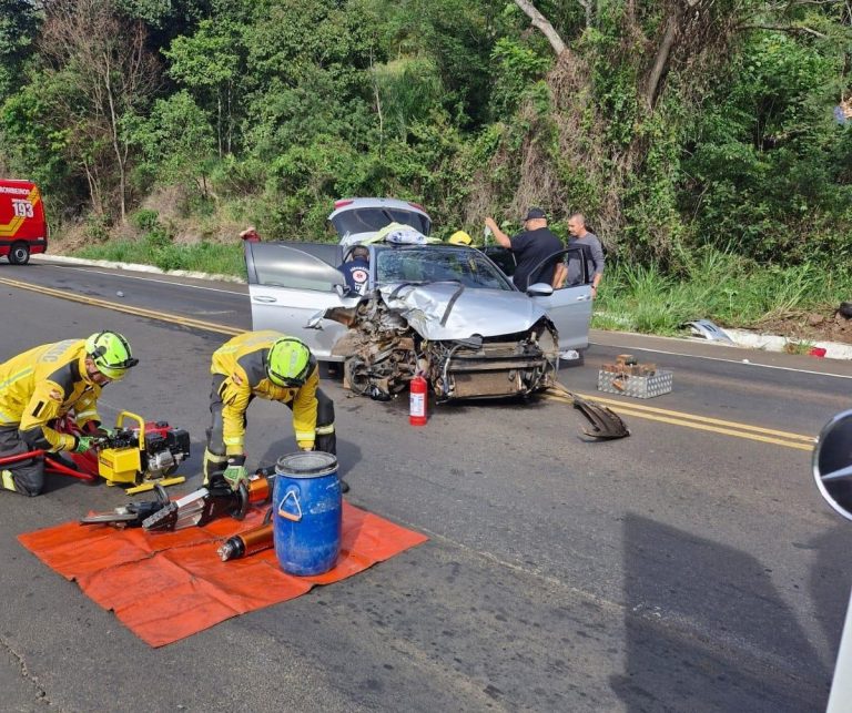 Acidente na SC-480 em Chapecó deixa múltiplas vítimas