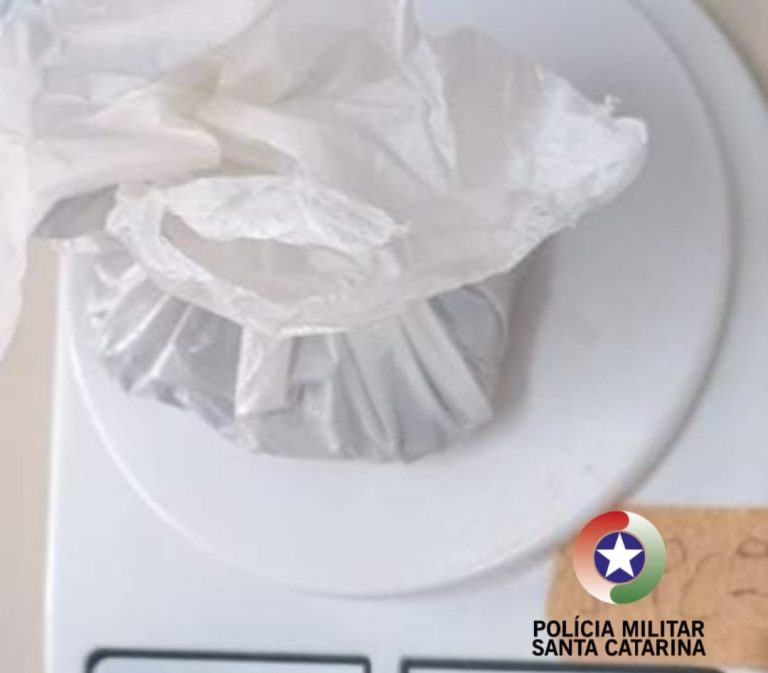 Adolescente é apreendido por tráfico de drogas dentro de escola em Catanduvas