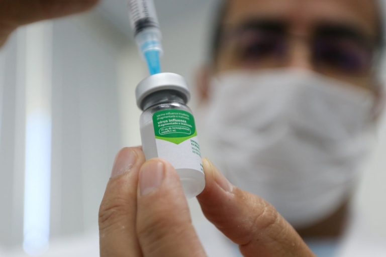 Secretaria de Saúde de Joaçaba realiza vacinação contra a Influenza