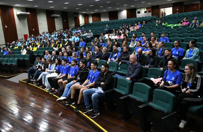 Em comemoração ao Dia do Trabalho, Unoesc realiza Jogos Intercampi dos Colaboradores