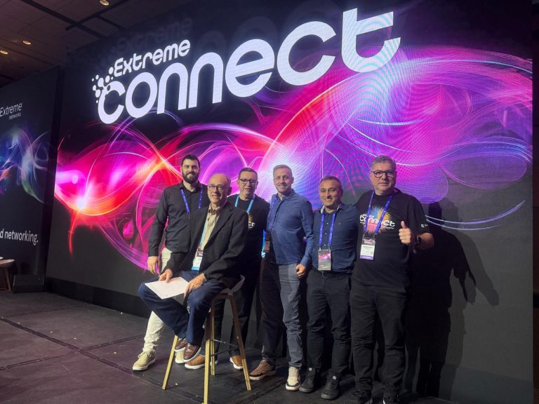Coordenador do setor de Tecnologia da Informação da Unoesc participa de evento na França