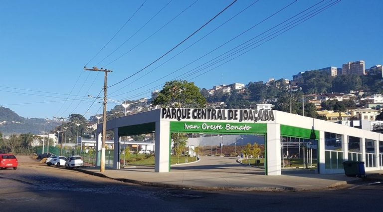 Domingo é dia de show de MPB e exibição de filme no Parque de Joaçaba