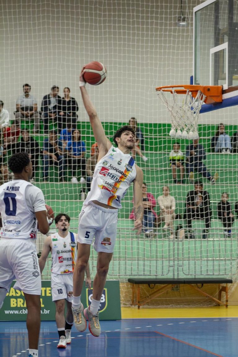 Basket Joaçaba joga em casa neste domingo pela 9ª rodada do brasileiro