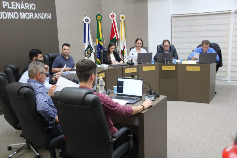 Principais assuntos abordados pelos vereadores de Joaçaba na sessão da terça-feira, 27