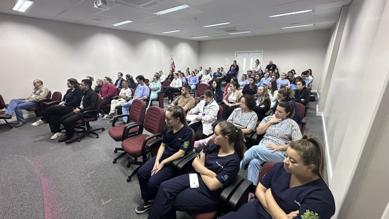 HUST realiza Semana da Enfermagem que reconhece a importância fundamental dos profissionais da área