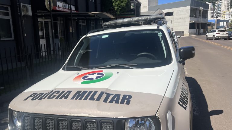 Homem é preso após ameaçar ex-companheira com faca em Joaçaba