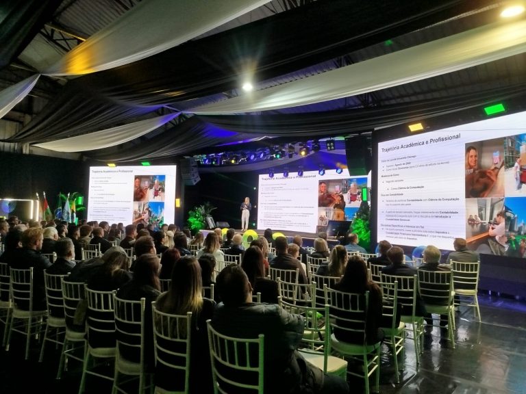 Segundo dia da Feira Gera destaca liderança, vendas e o futuro do trabalho por meio da conexão de gerações (FOTOS)