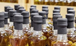 Anvisa proíbe comercialização e uso de duas marcas de azeite