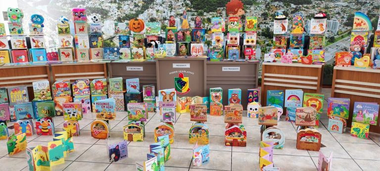 Herval d´Oeste investe quase R$ 300 mil em livros para Escolas e Creches Municipais
