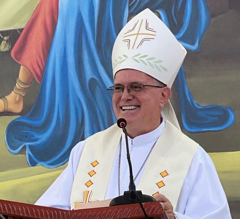 Arcebispo de Chapecó receberá faixa pelas mãos do papa durante celebração no Vaticano