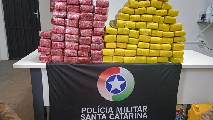Polícia Militar apreende mais de 86 kg de maconha em Chapecó