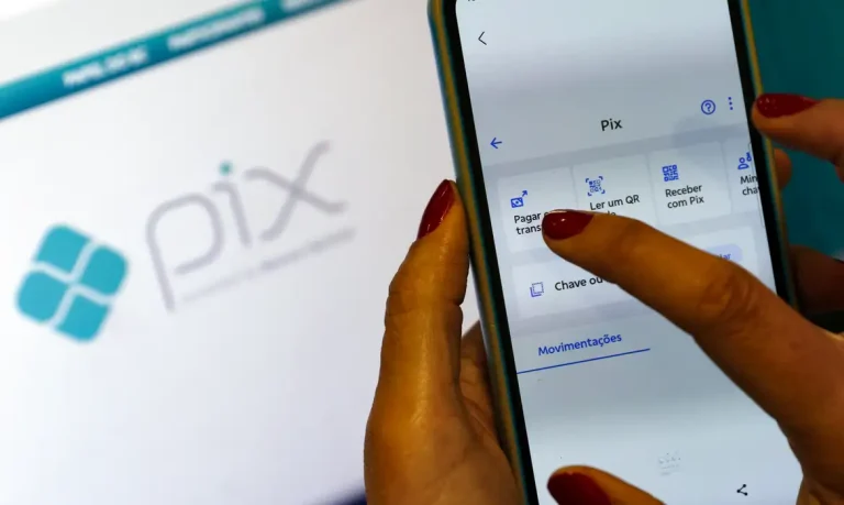 Pix Automático entra em vigor e promete substituir boletos e débito automático