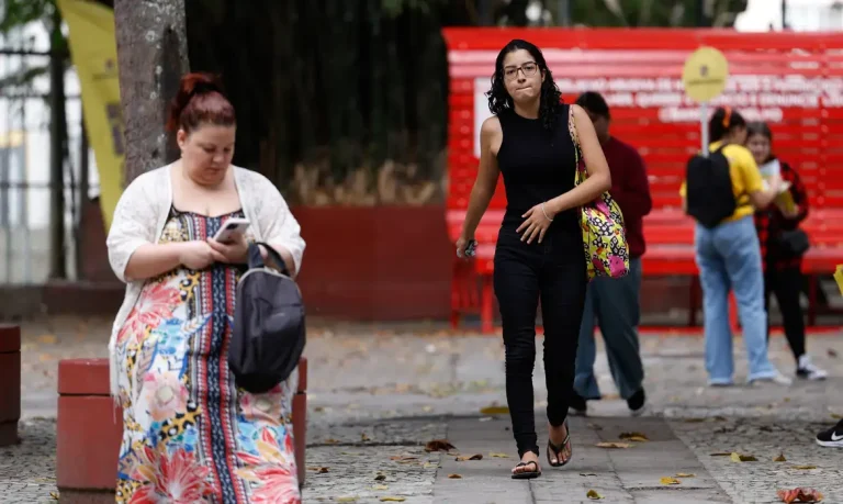 Último dia para pagamento da taxa de inscrição do Enem 2025 é nesta sexta-feira (27)