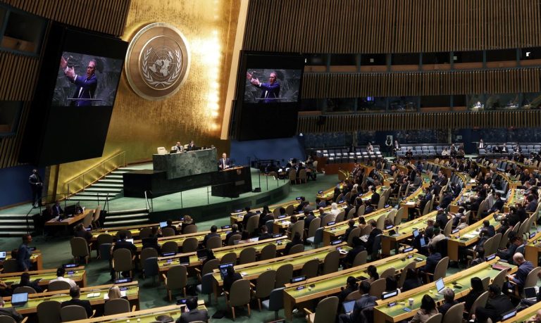 Brasil quita R$ 1,3 bilhão em compromissos com organizações internacionais em 2025