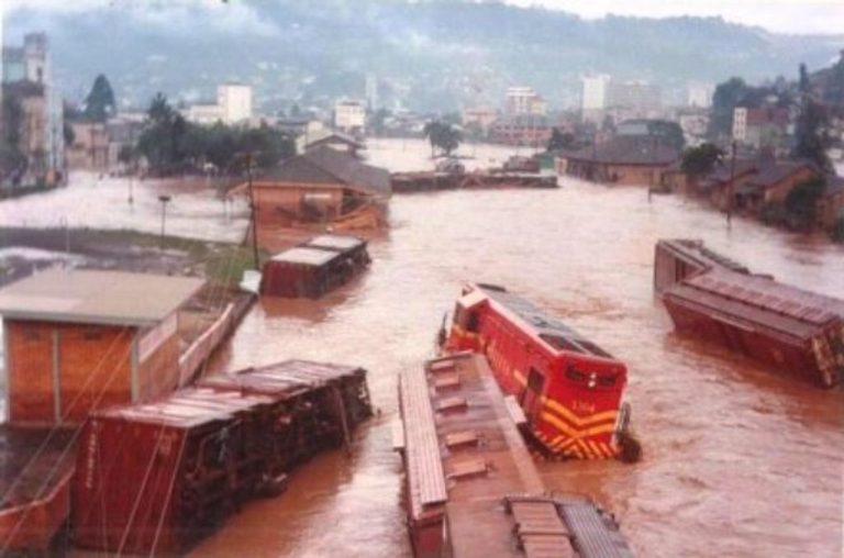 Enchente de 1983 completa 42 anos: a tragédia que marcou o Meio-Oeste catarinense
