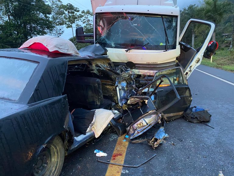 Motorista que provocou acidente com três mortes na BR-470 estava bêbado