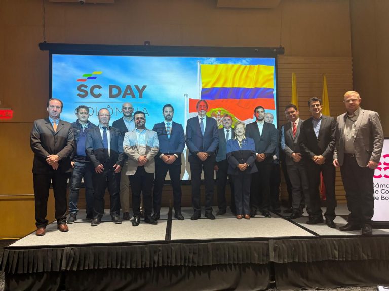 VP da FIESC (Centro-Oeste) participa de evento para fortalecer relações comerciais com a Colômbia