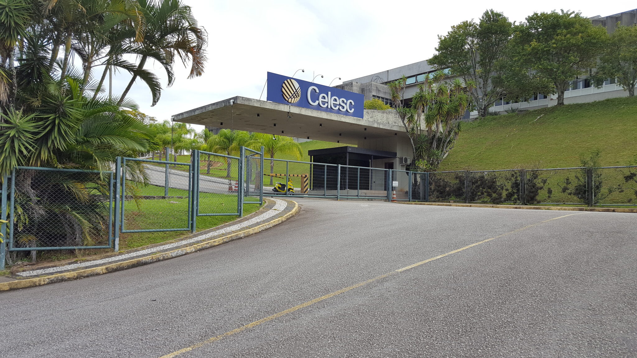 Procon SC convoca Celesc para explicar aumento no número de reclamações de faturas