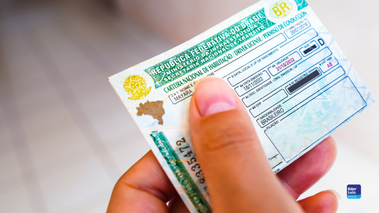 CNH travada: Detran bloqueia serviços para motoristas com pendências no CPF