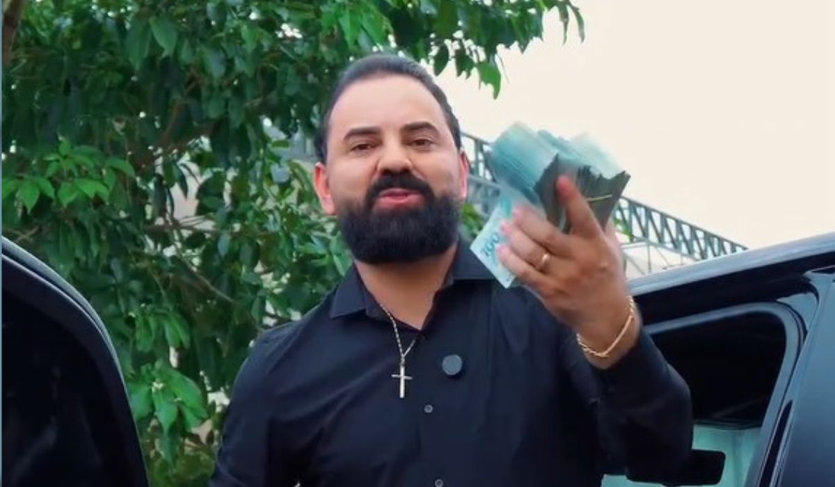 Pastor investigado por lavagem de dinheiro teria recebido R$ 4 milhões em repasses de grupo suspeito