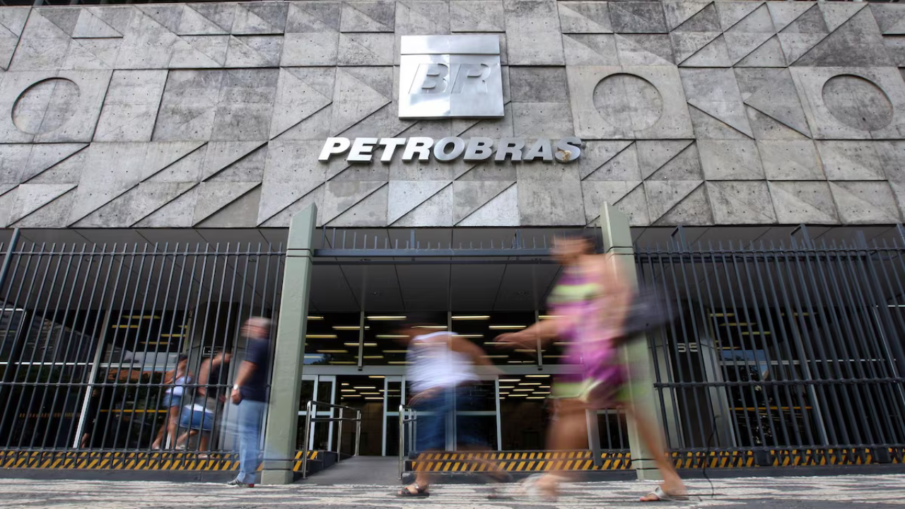Petrobras anuncia redução de 14% no preço do gás natural a partir de 1º de agosto