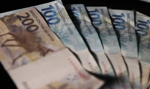 FGTS distribuirá quase R$ 13 bi do lucro de 2024