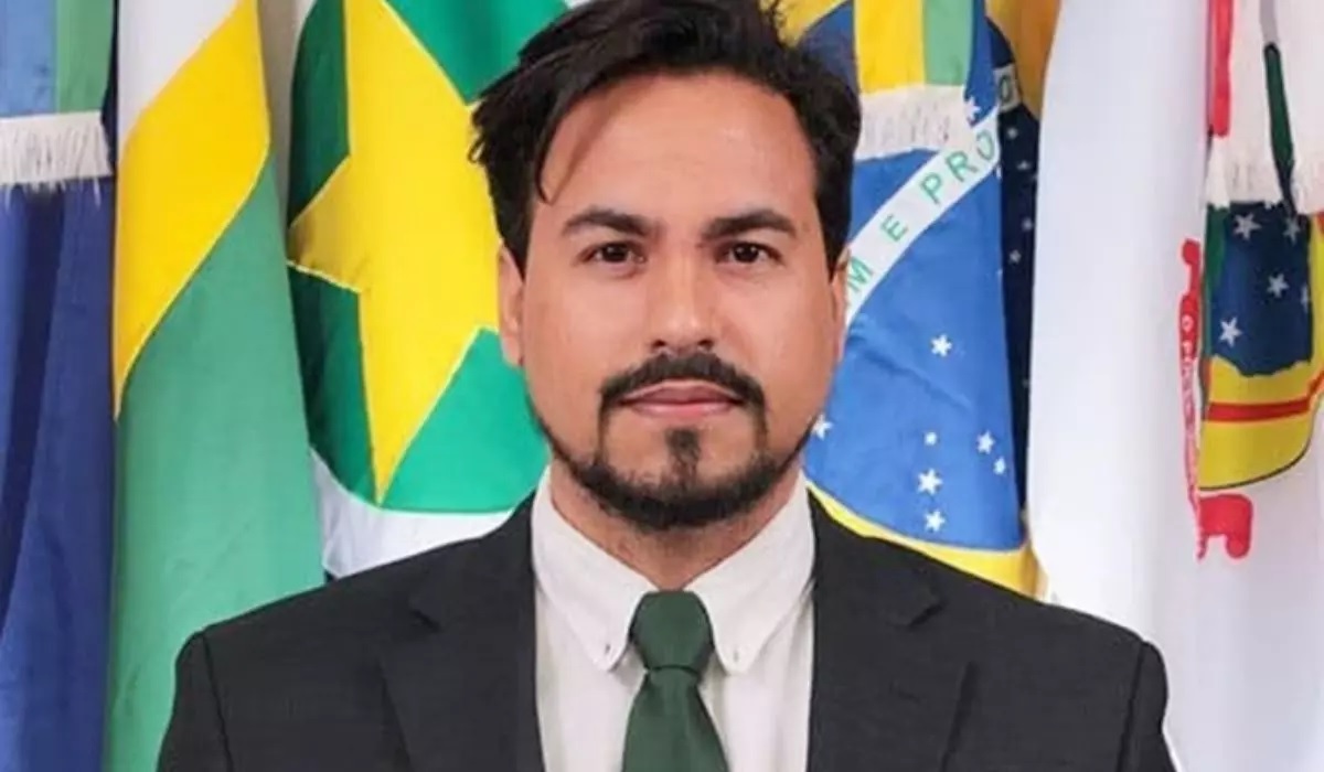 Vereador mantinha 7 namoradas e usava elas para chegar até crianças