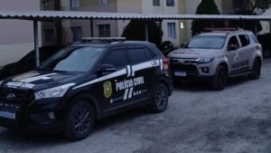 Gaeco cumpre mandados contra advogados suspeitos de ligação com facções criminosas em Joinville