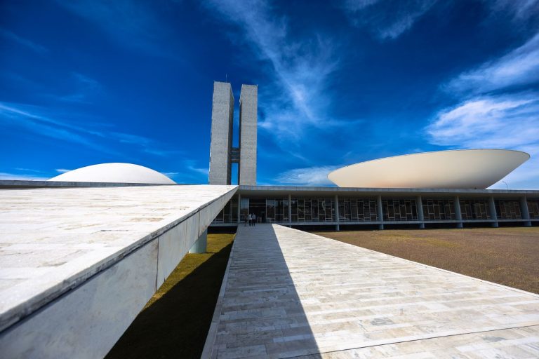Jorginho Mello critica pedido de suspensão de parlamentares catarinenses