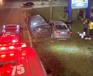Colisão frontal deixa um morto e uma mulher ferida na BR-470