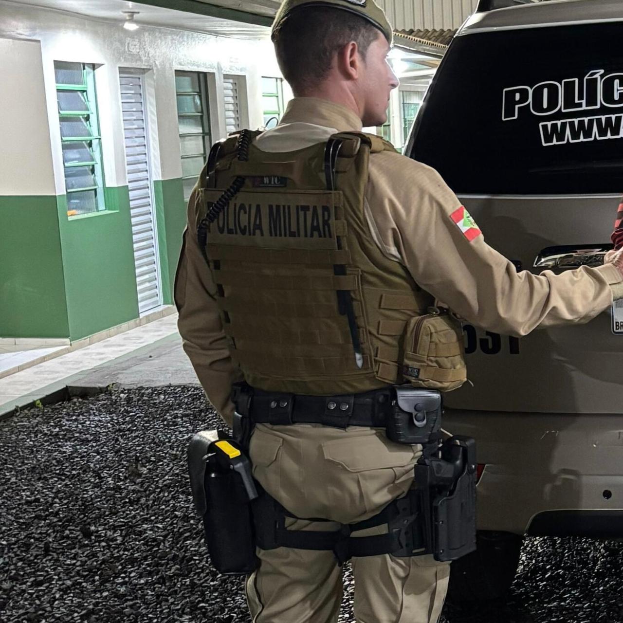 Polícia Militar cumpre mandado de prisão por pensão alimentícia em Joaçaba