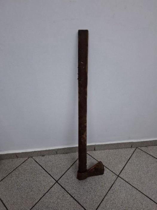 Homem é preso após ameaçar ex-companheira com machado em Treze Tílias