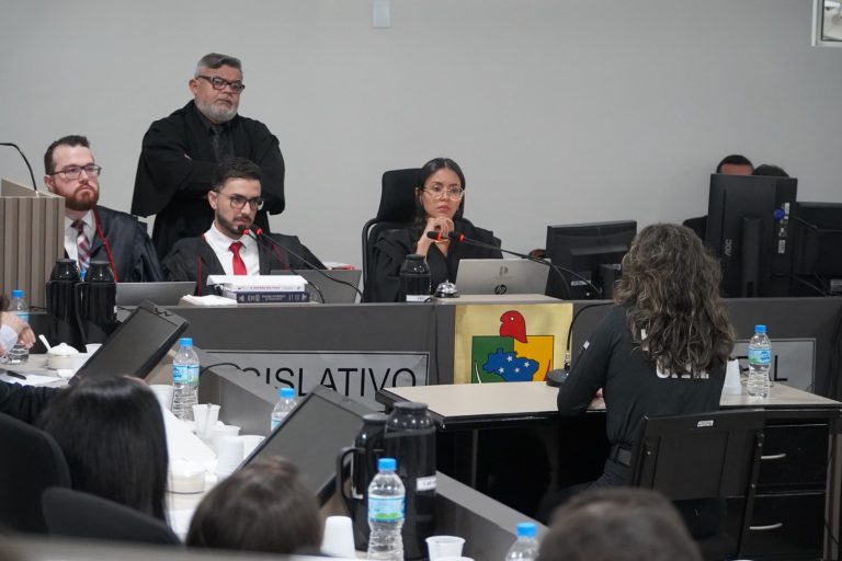 Júri popular de Claudia Tavares Hoeckler será suspenso e retorna nesta sexta-feira