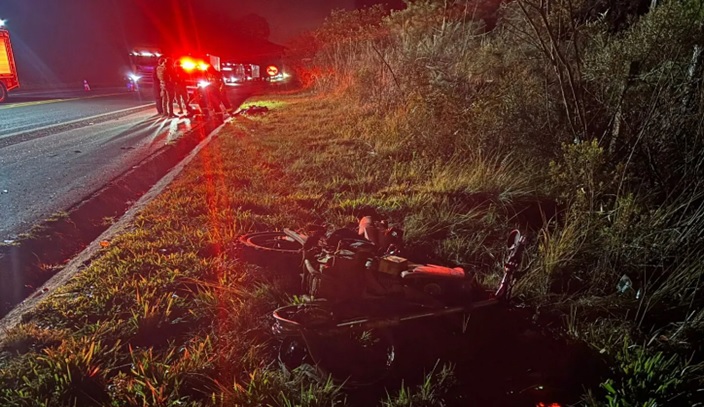 Motociclista morre após colisão com carro na SC-350