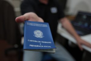 SC gera 6,5 mil novos empregos formais em junho e se mantém como a terceira melhor renda do país