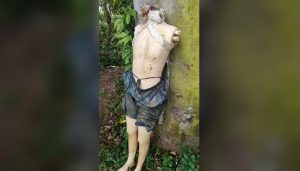 Bombeiros são chamados para tirar corpo de rio mas encontram manequim em SC