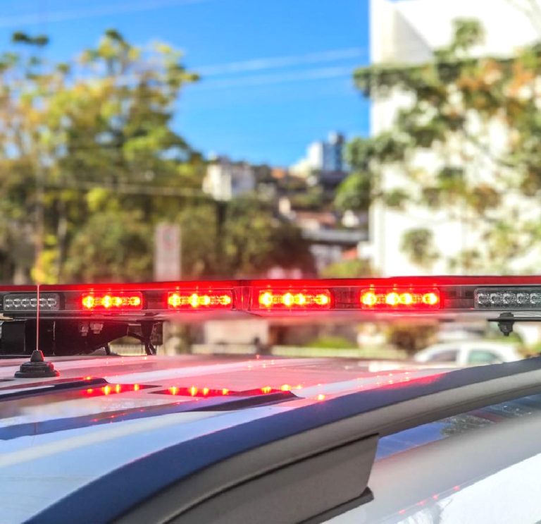 Polícia Militar prende homens por furto e tráfico de drogas em Campos Novos